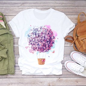 Sød t-shirt med blomster