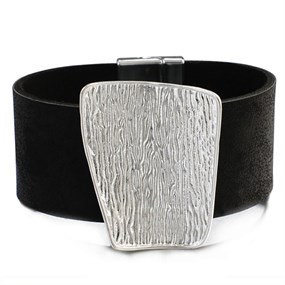 Stort og råt armbånd i sølvfarvet/sort